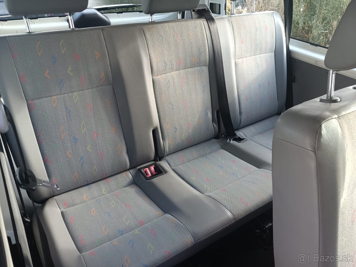 VOLKSWAGEN TRANSPORTER T5 - NA PREDAJ - 12