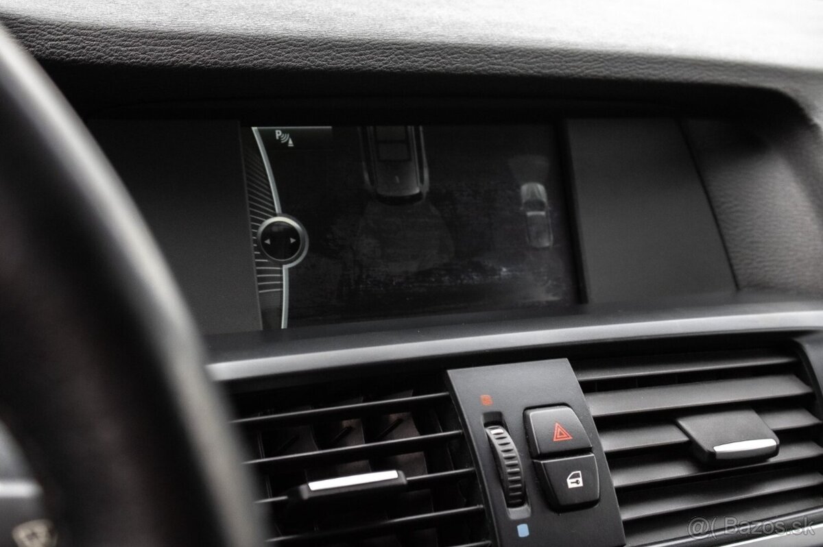 BMW X3 xDrive20d A/T - 12