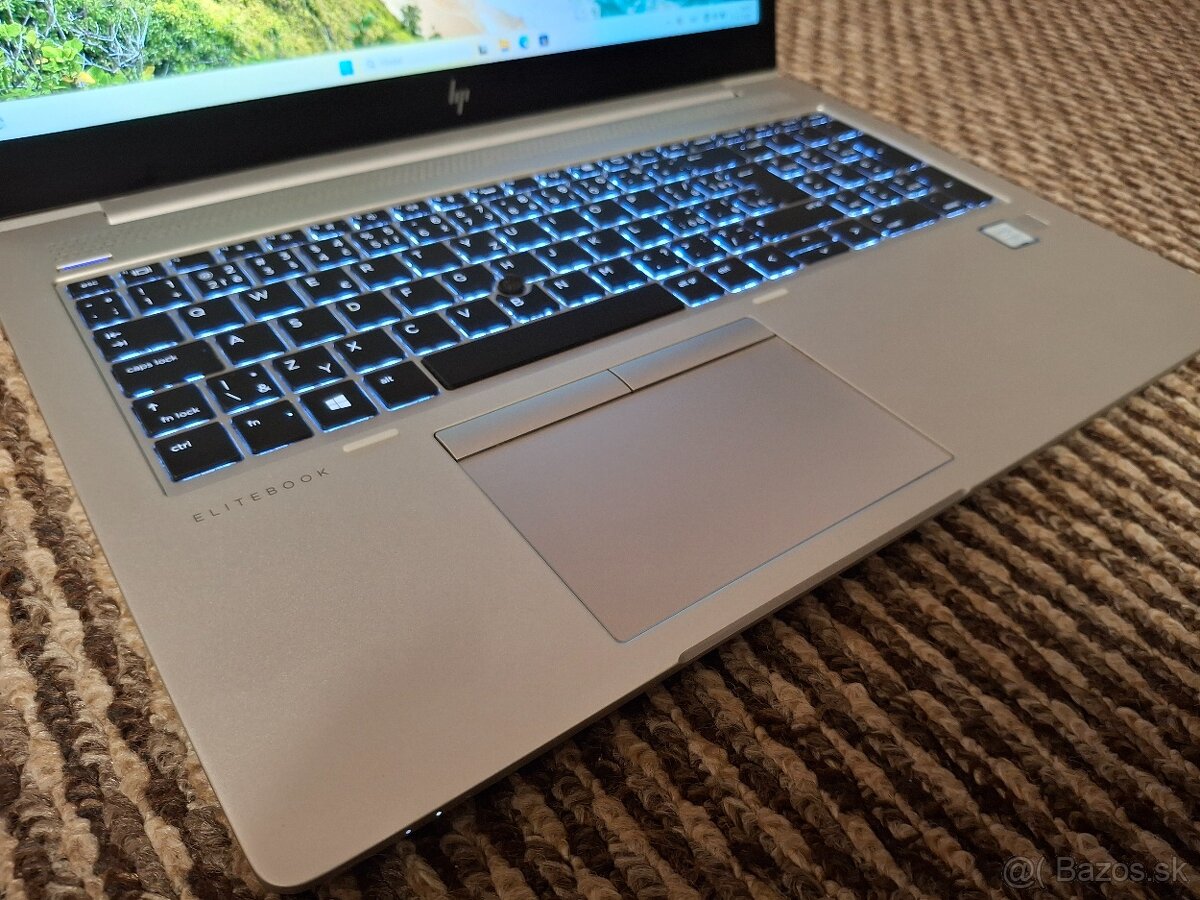 HP EliteBook 15,6" FullHD s i5 8sma gener ... 32GB... - 12