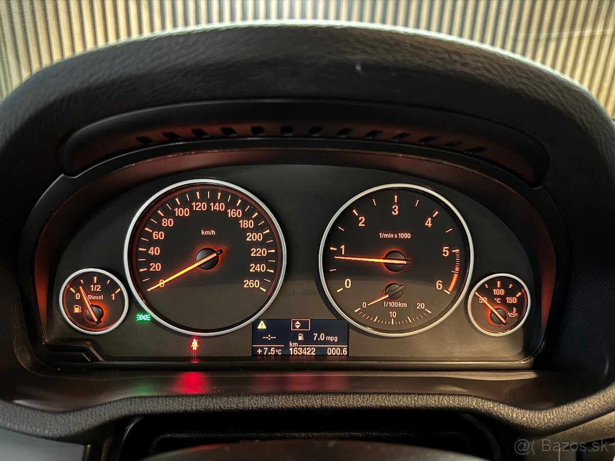 BMW X3 2.0d X-Drive manuál - 12