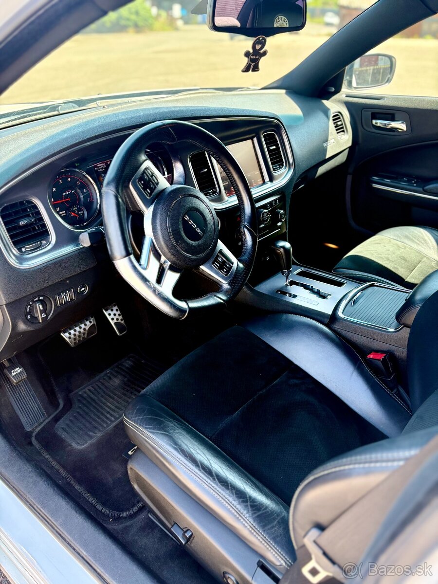 2014 Dodge Charger SRT Superbee | 392 HEMI | 470 koní - 12