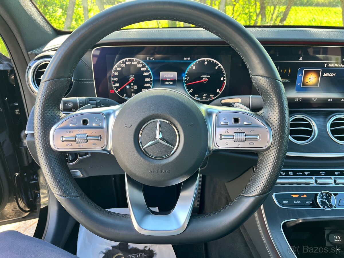 Mercedes-Benz E400d T 4matic AMG 3/2019 Webasto Top stav - 12