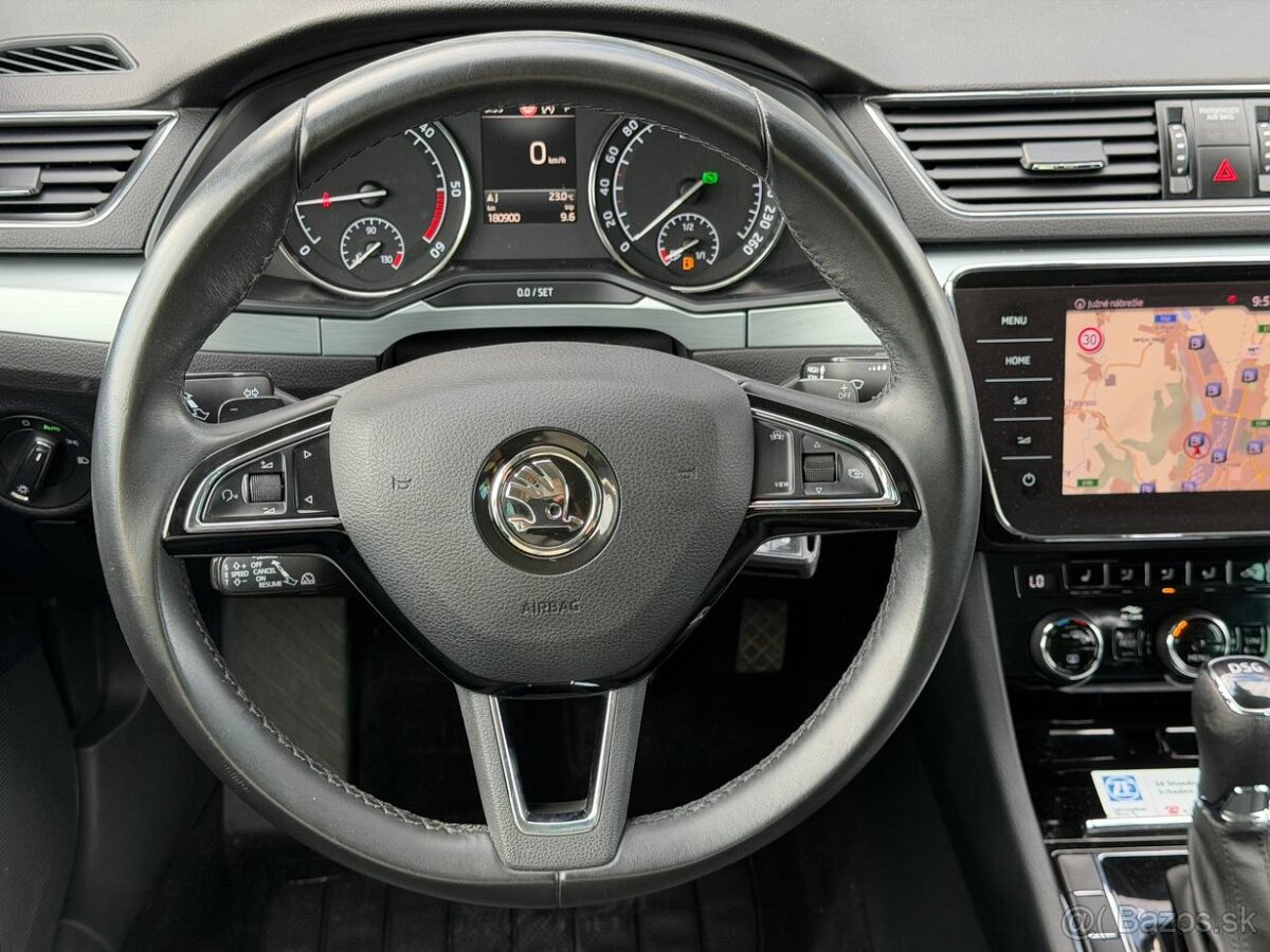 Škoda Superb Combi 2.0 TDI - 12