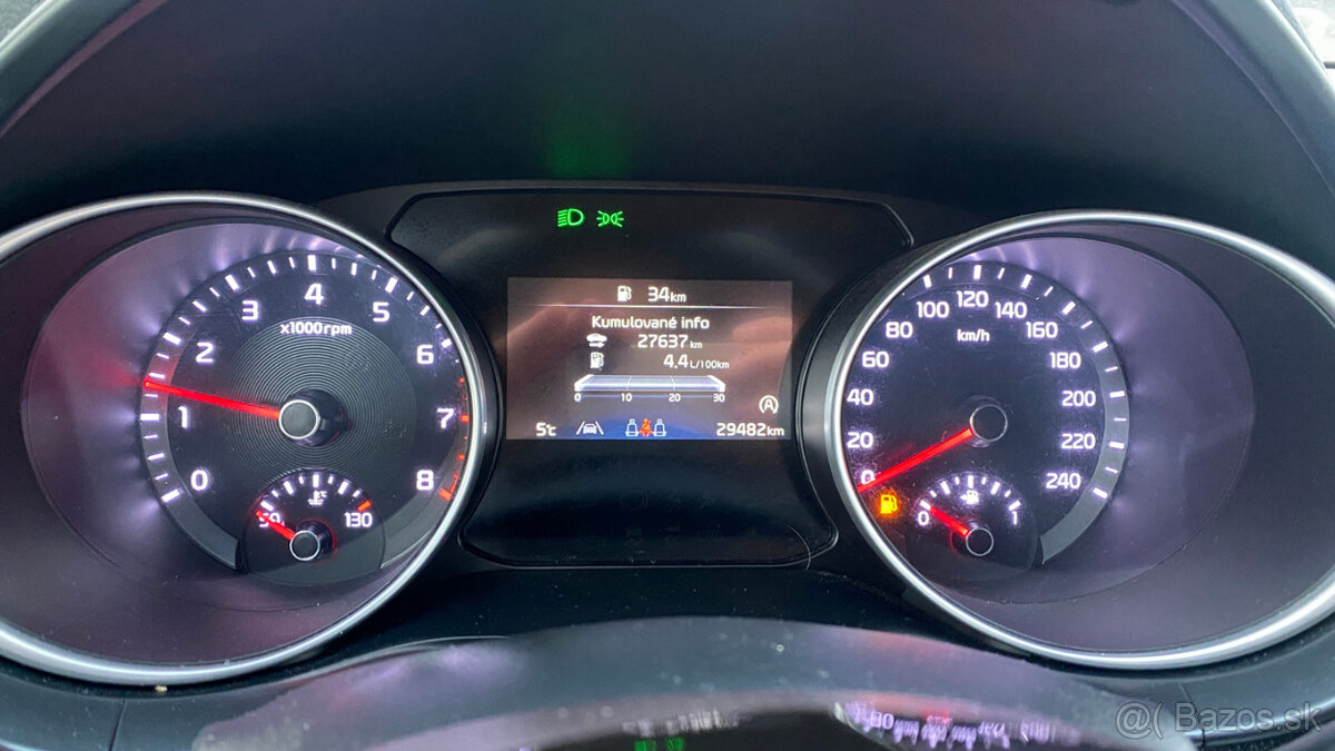 Kia Ceed SW 1.5 T-GDi Silver 118kW 6/2022 29000km TOP - 12