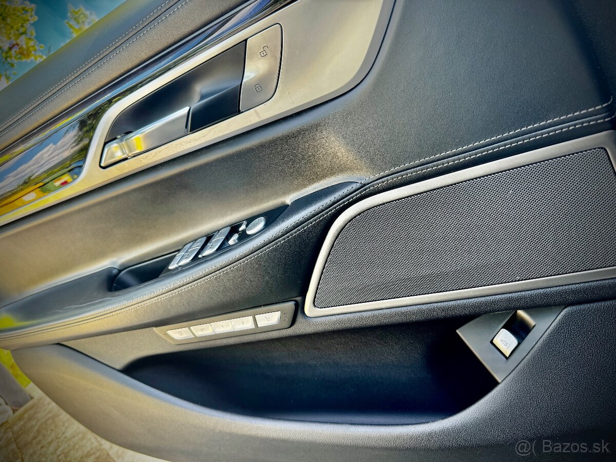 BMW Rad 7 ,730d Xdrive AT - 12