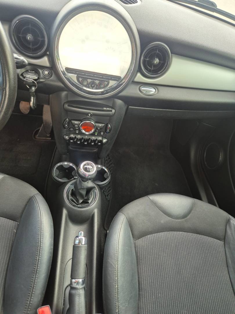 Mini Cooper 1,6 benzín, 90kW - 12
