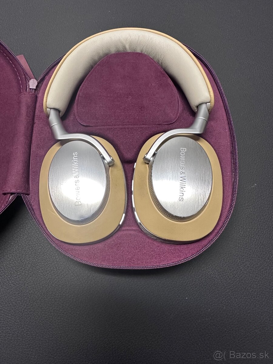 Bowers And Wilkins PX8 top bezdrôtové slúchadlá - 12