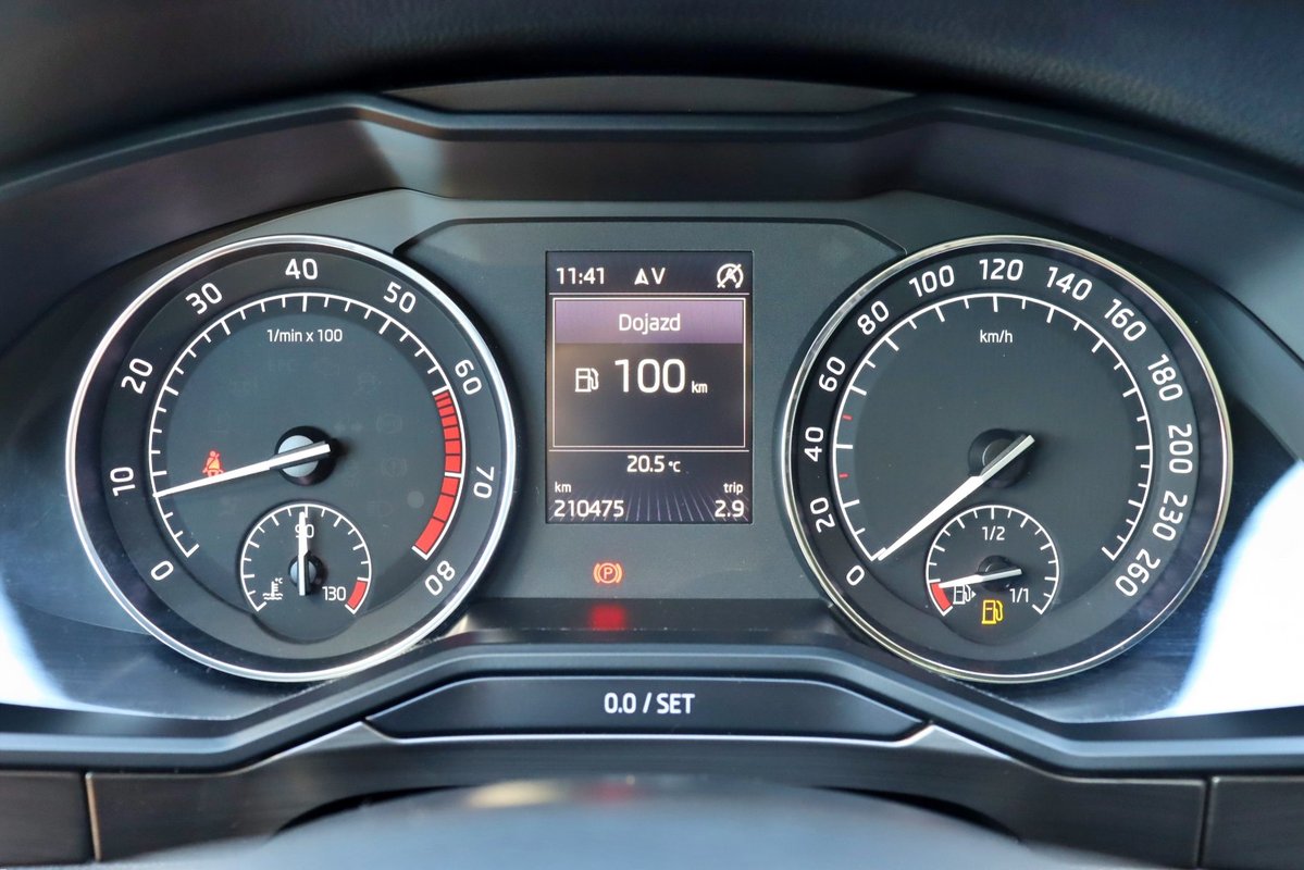 Škoda Superb 1.4 TSi - 12