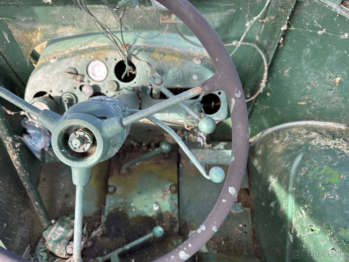 Zetor Super ČSLA - 12