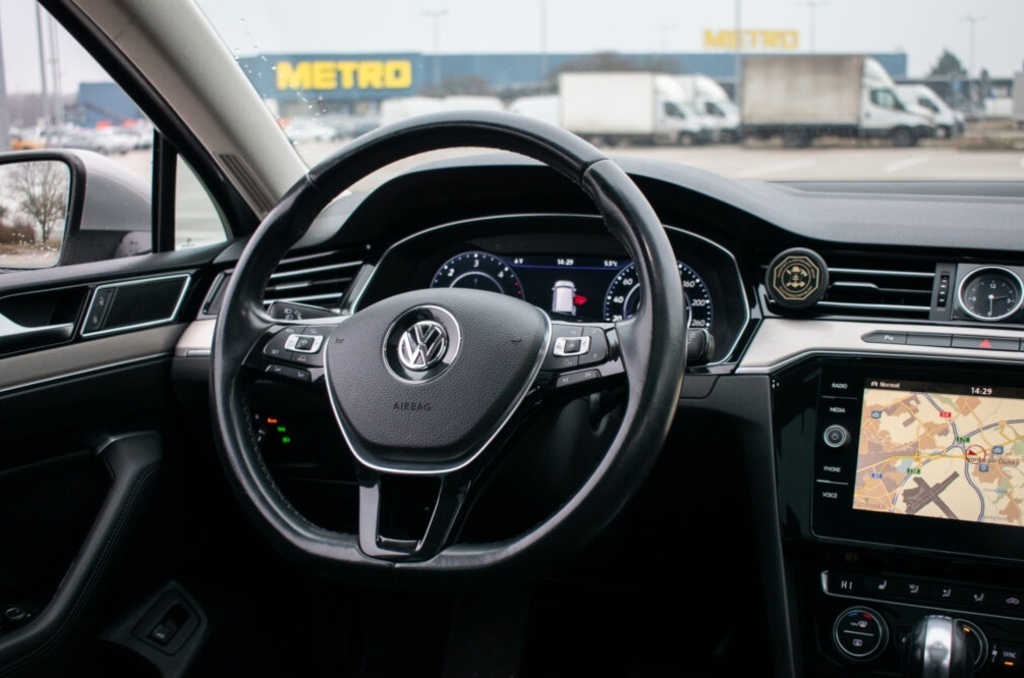 Volkswagen Passat Variant 2.0 BiTDI 240k Highline 4MOTION - 12