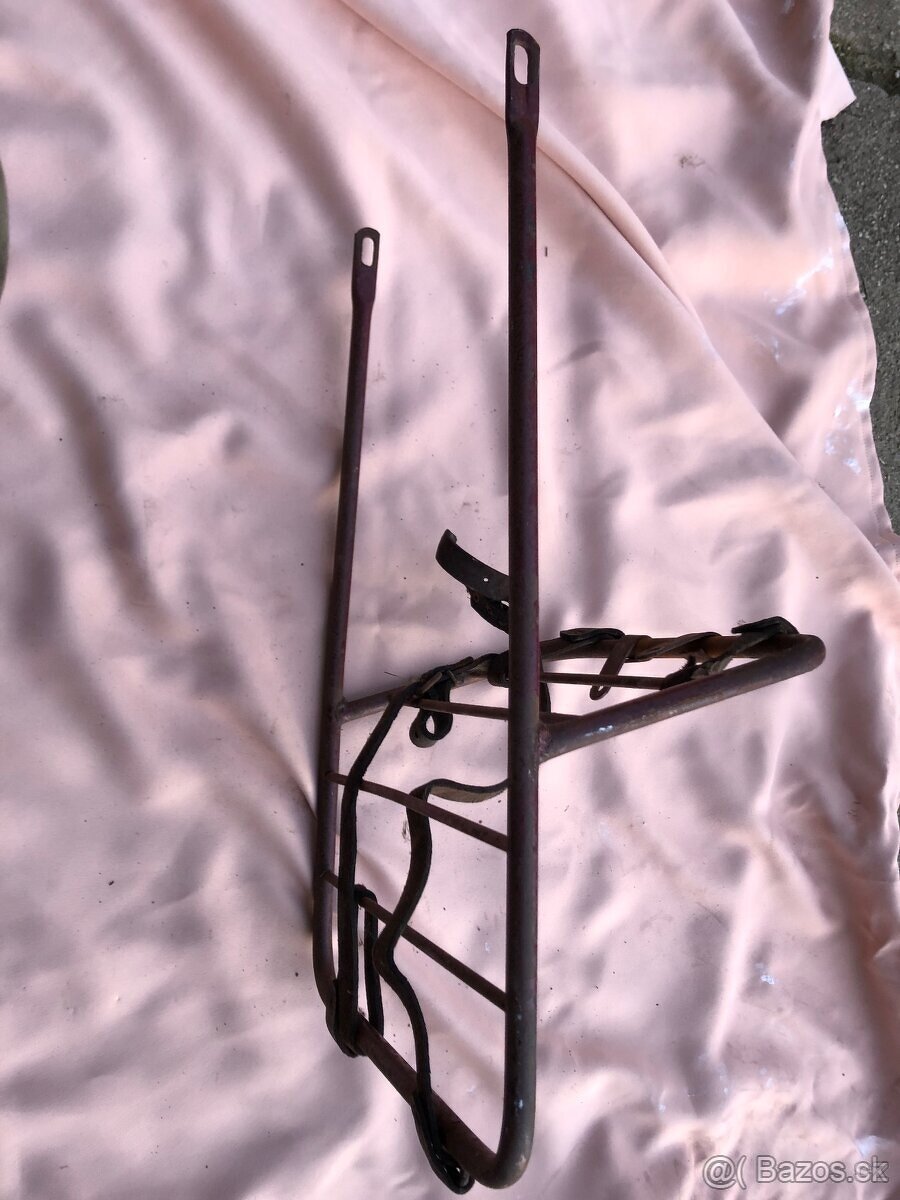 Jawa pérák - původní nosič - 12