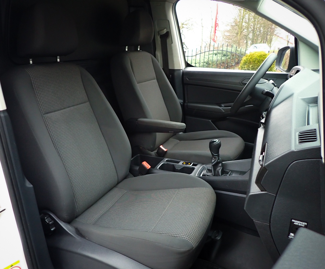 VOLKSWAGEN CADDY 2.0 TDI 4x4 -11/2021 -90kW - ŤAŽNE ZAR. - 12