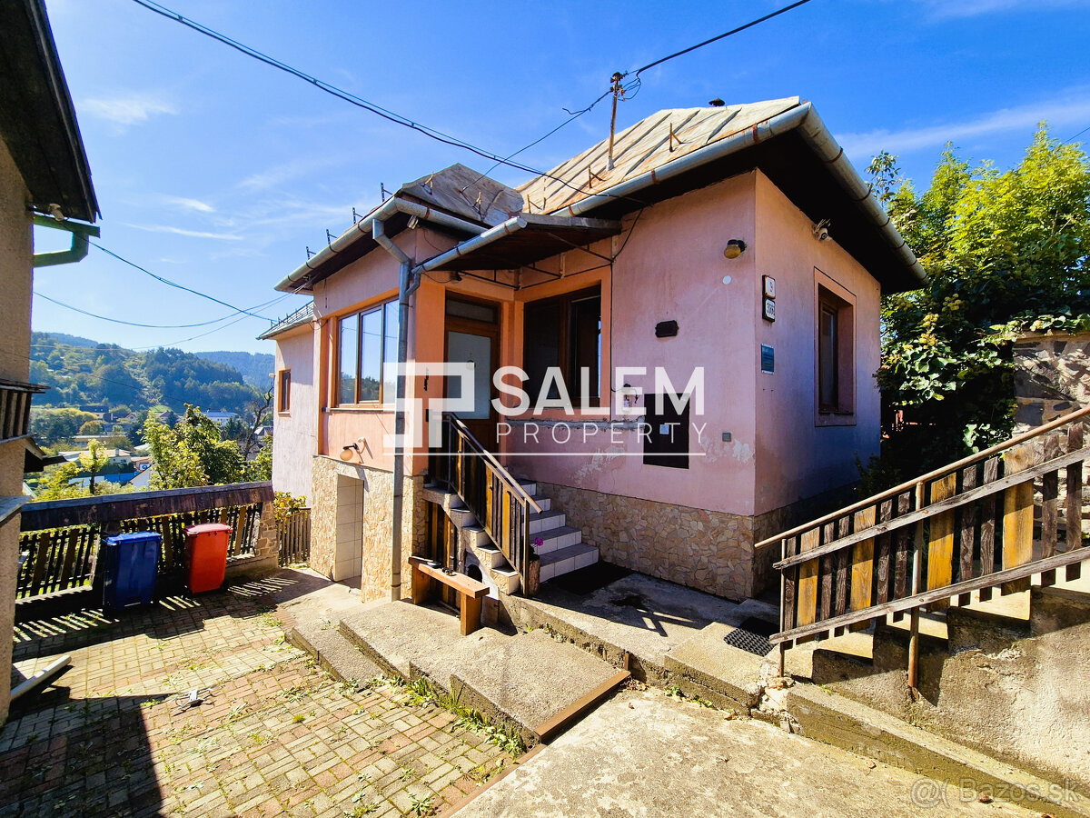 Dvojpodlažný rodinný dom s garážou a výhľadom na Podlavice - 12