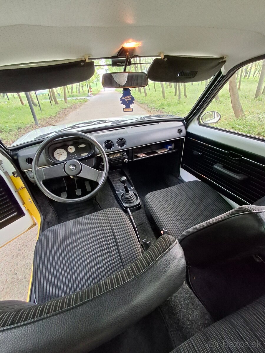 Veterán Opel Kadett 1,0 benzín 1979 - 12