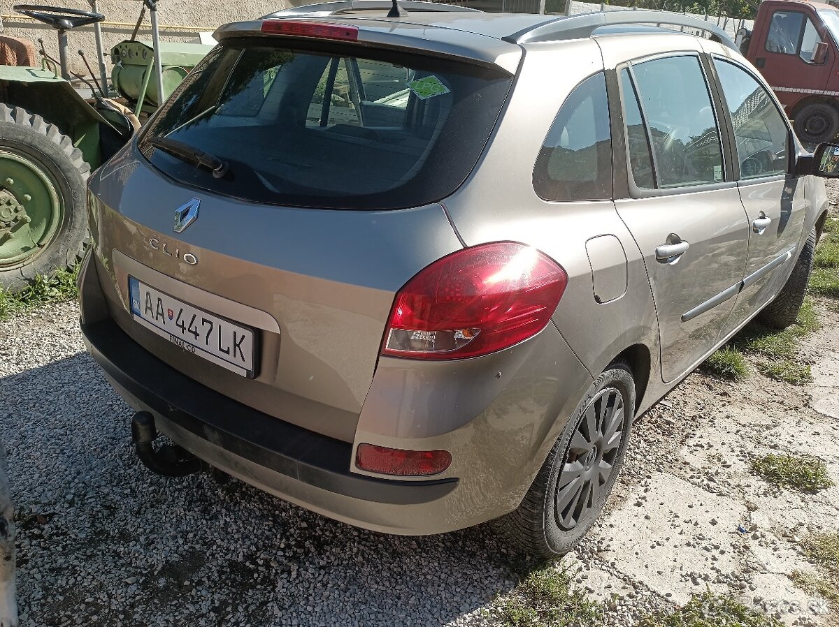 Renault Clio 3 grandtour 1.2i + LPG - 12
