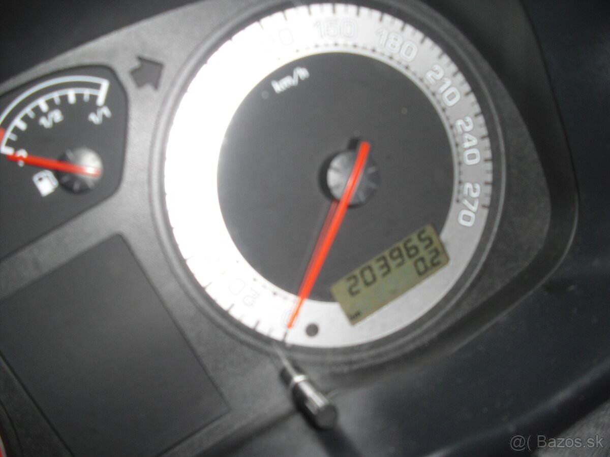 Skoda Octavia RS1 - 12