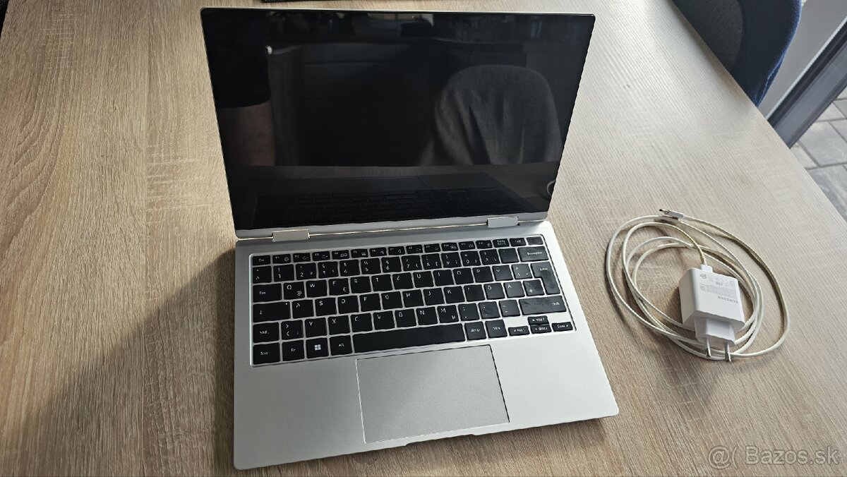 Samsung Galaxy Book Pro 360 Hybrid 2v1 konvertibilny 13,3' - 12