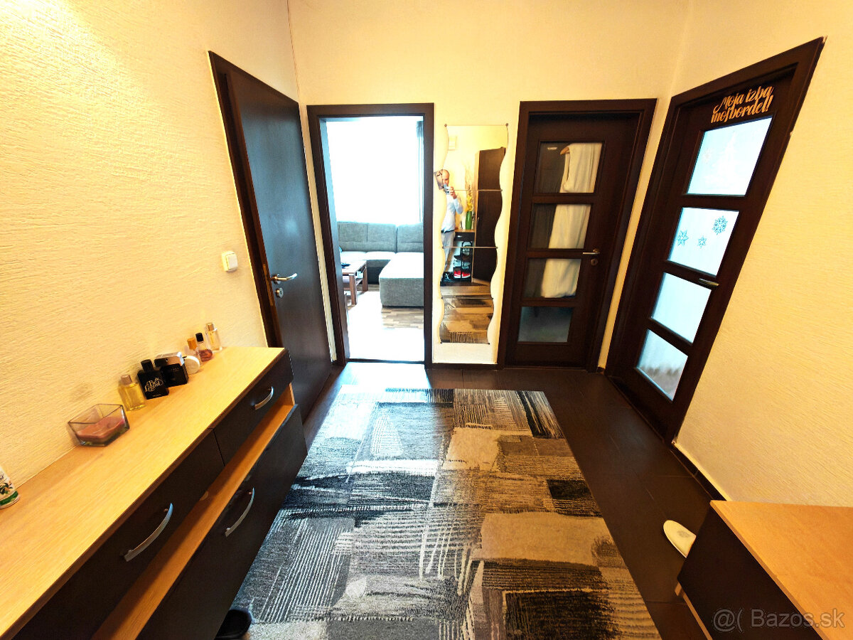 Veľký 3-IZB. BYT, Špajza, 82 m2, Centrum, Topoľčany - 12