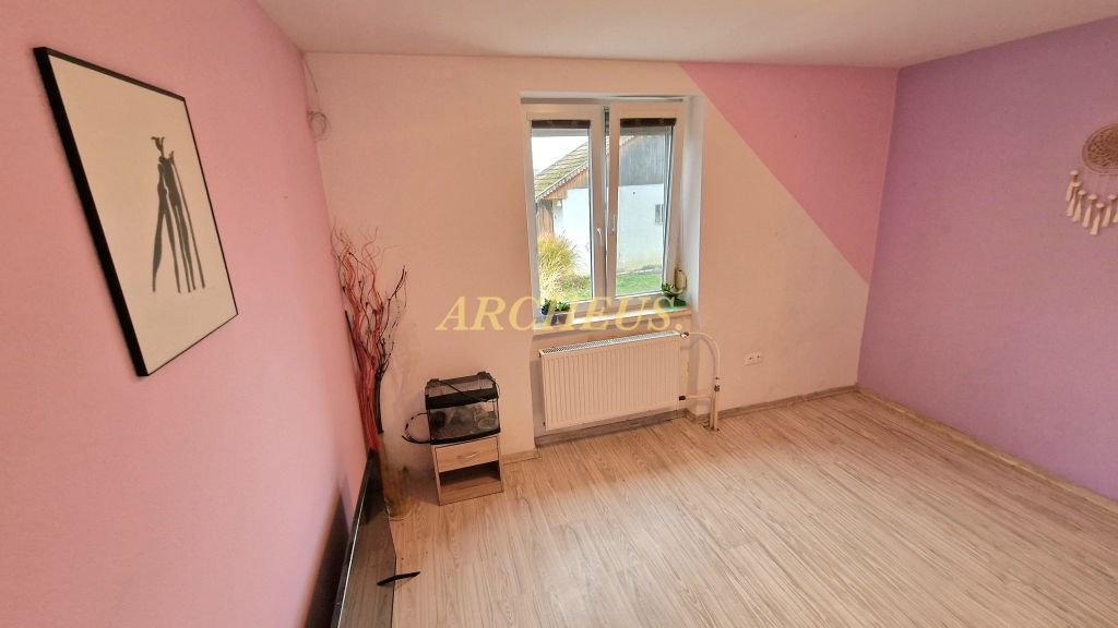 3-IZBOVÝ RODINNÝ DOM VÁHOVCE - GALANTA - 12