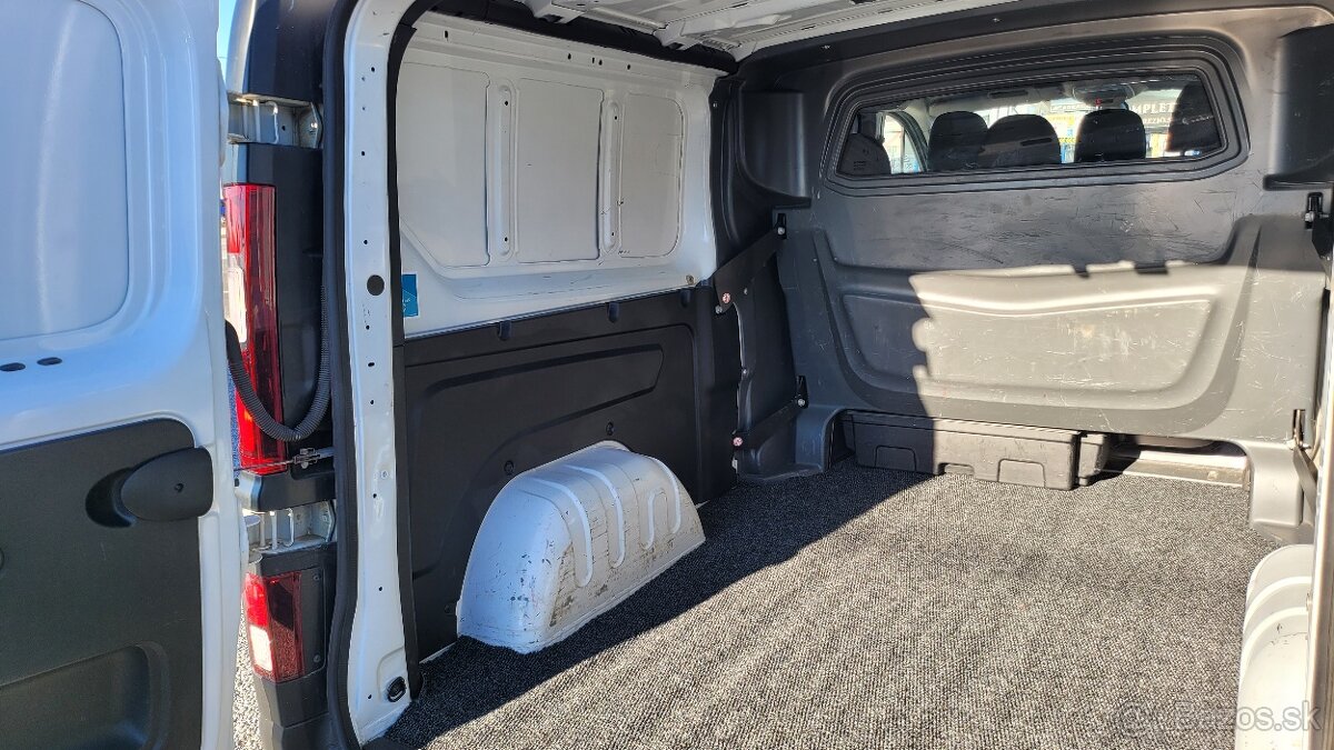 Renault Trafic 2,0 dCi-107 kw 6.miestny L2H1 - 12