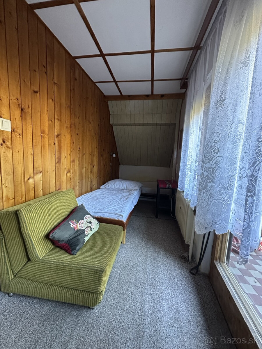 Jedinečná chata v Hronci, Majer - 12