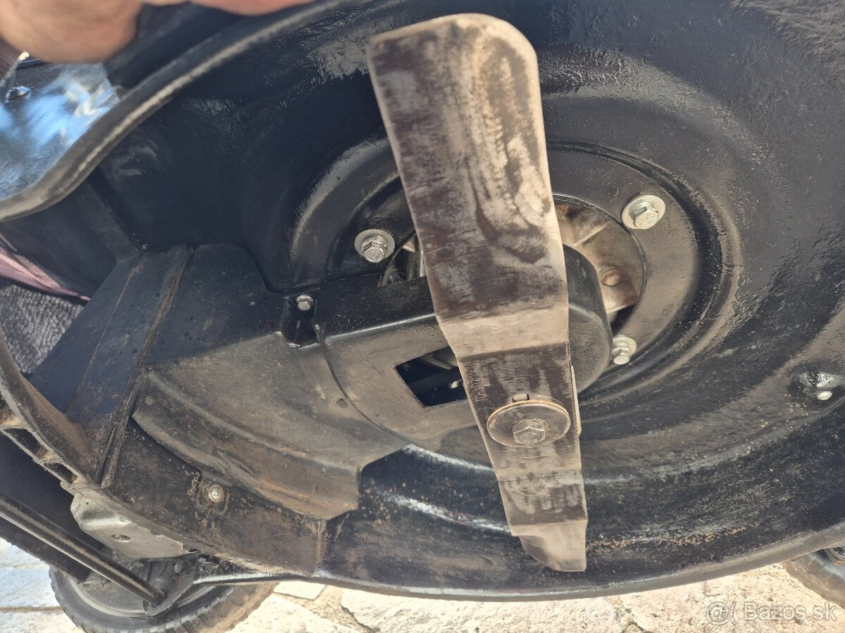 Kosačka ABG 495 s pojazdom - 12