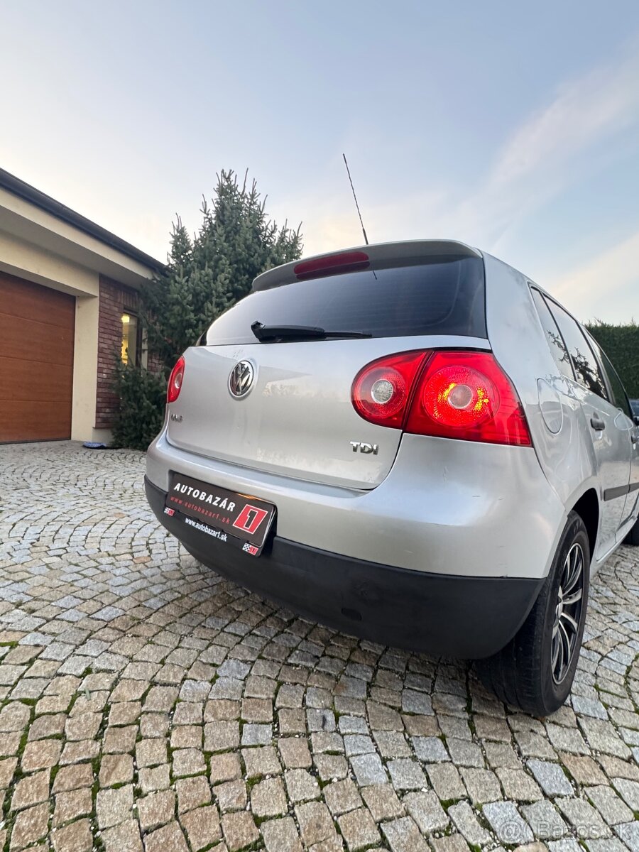 Volkswagen Golf 5 2006 1.9TDI - 12