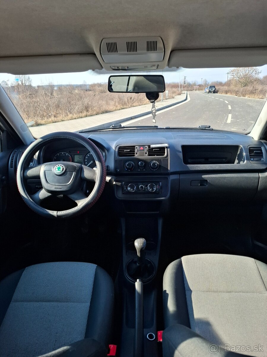 Škoda Fabia 2 (rok 2010) - 12