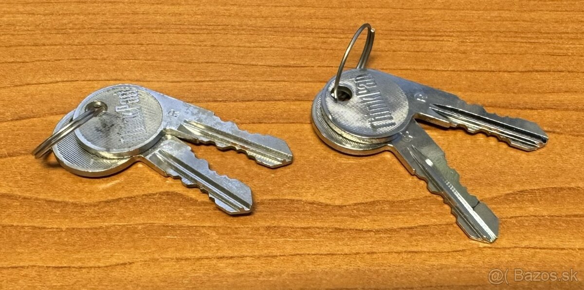 Predám Thinkpad Pro docking station 40ah driver - 12