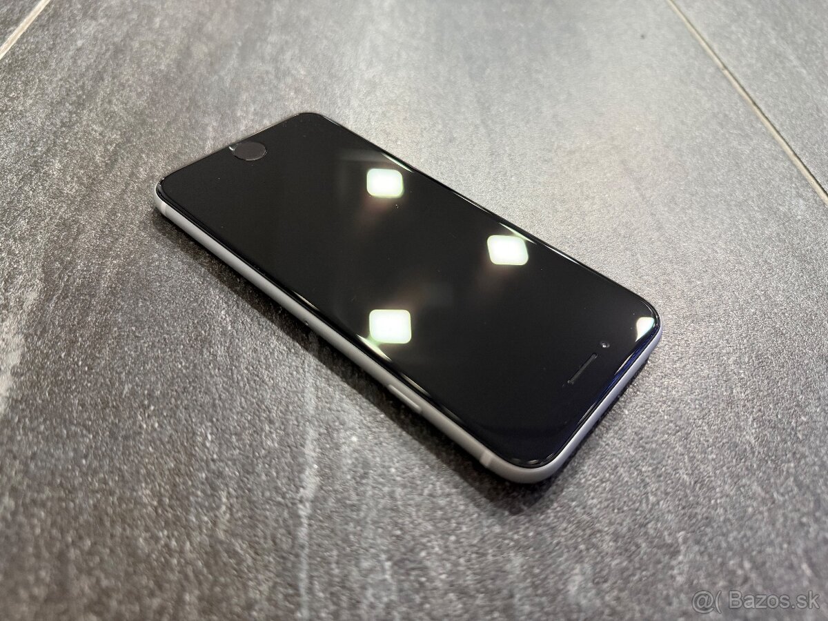 Apple iPhone SE (2020) 128 GB White - 12