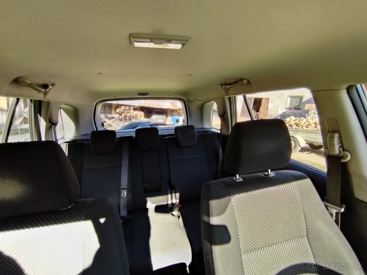 Suzuki Grand Vitara - 12