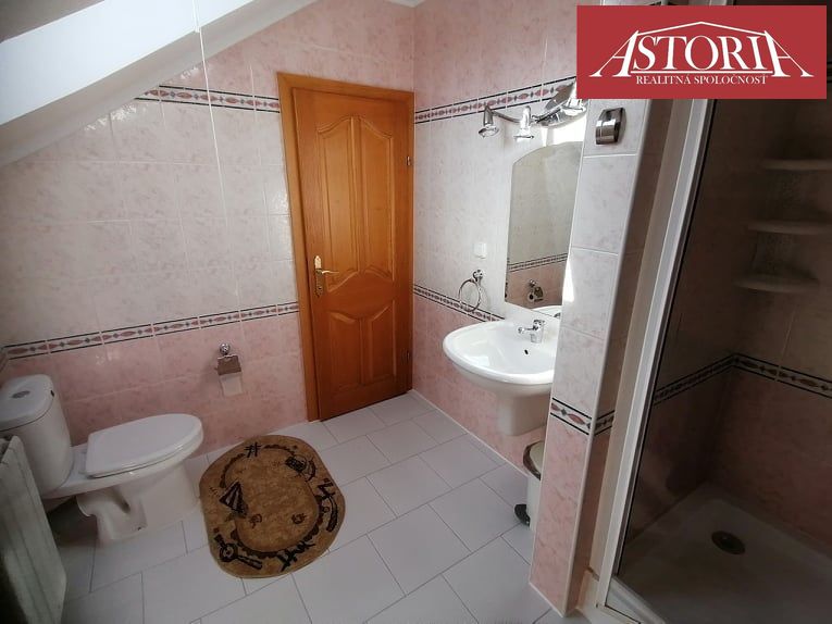 DOM POD LESOM na prenájom - MARTIN - Kolónia Hviezda - 12