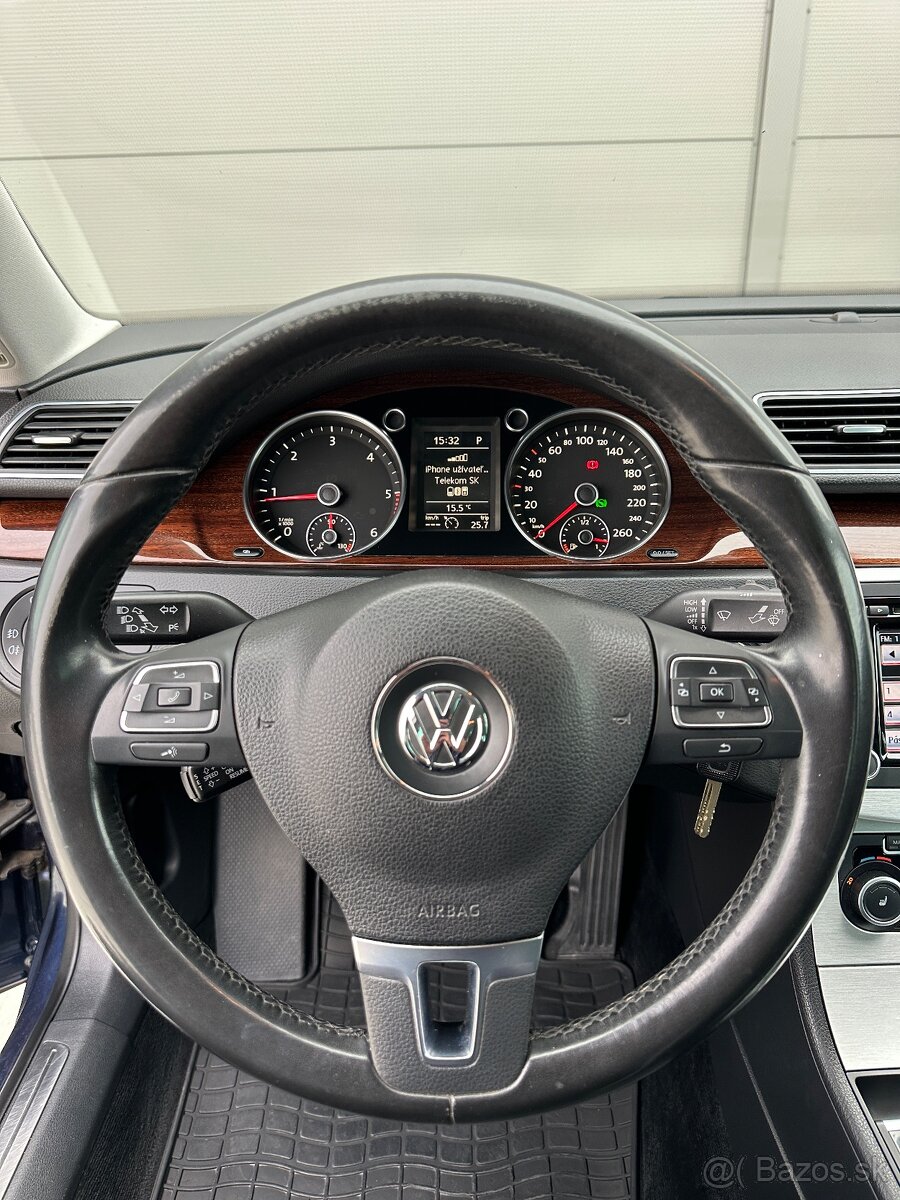 Volkswagen Passat 2.0 TDi 4motion - 12