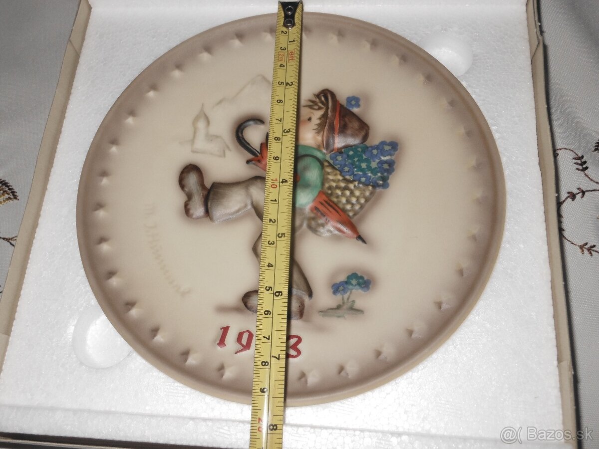 taniere,,Hummel - 12