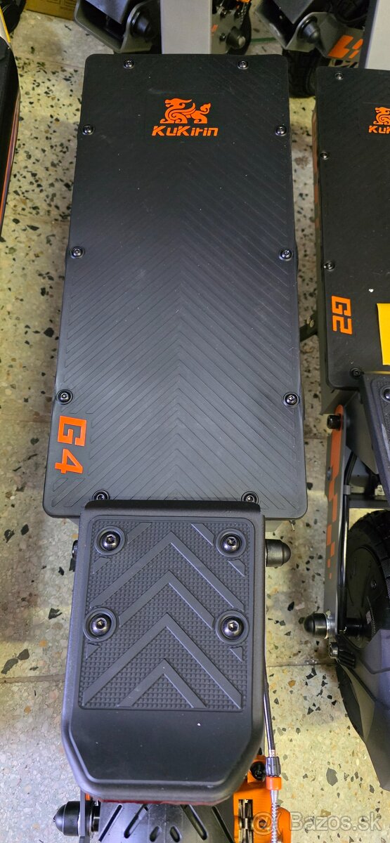 Kukirin G4 so XOD brzdami elektrická kolobežka - 12