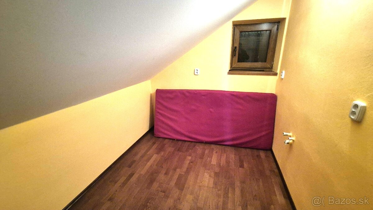 Rekreačný dom v obci Nižná Polianka - 12