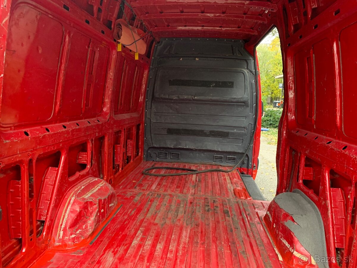 volkwagen crafter 2,5 tdi - 12