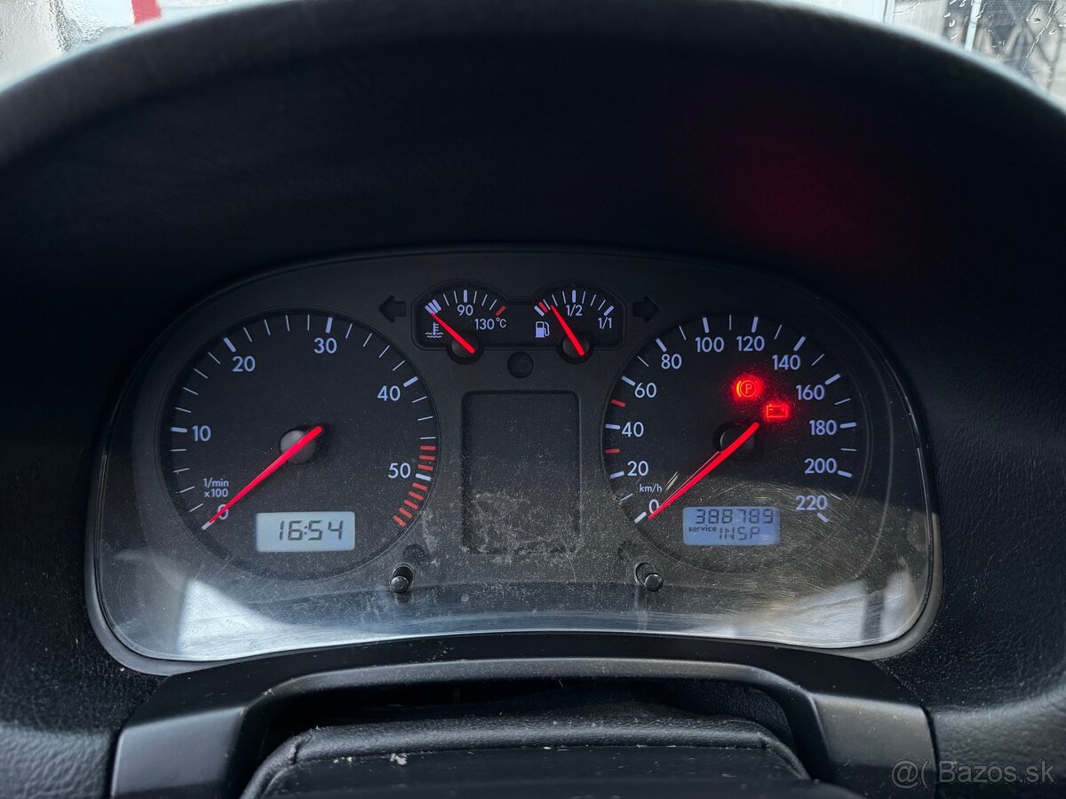 Volkswagen Golf 4 1.9TDI Hatchback - 12