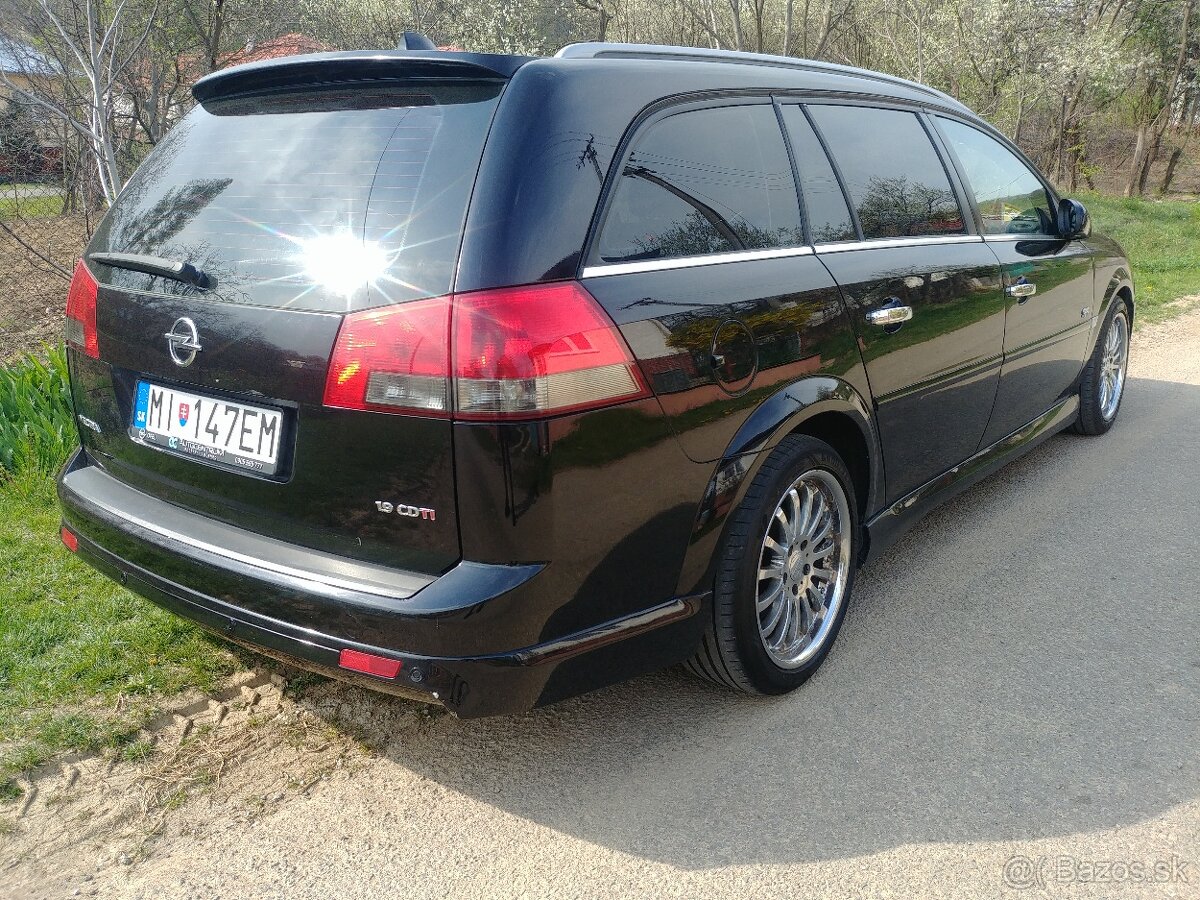 Opel Vectra 1.9 CDTI OPC Line A/T combi top stav a výbava - 12