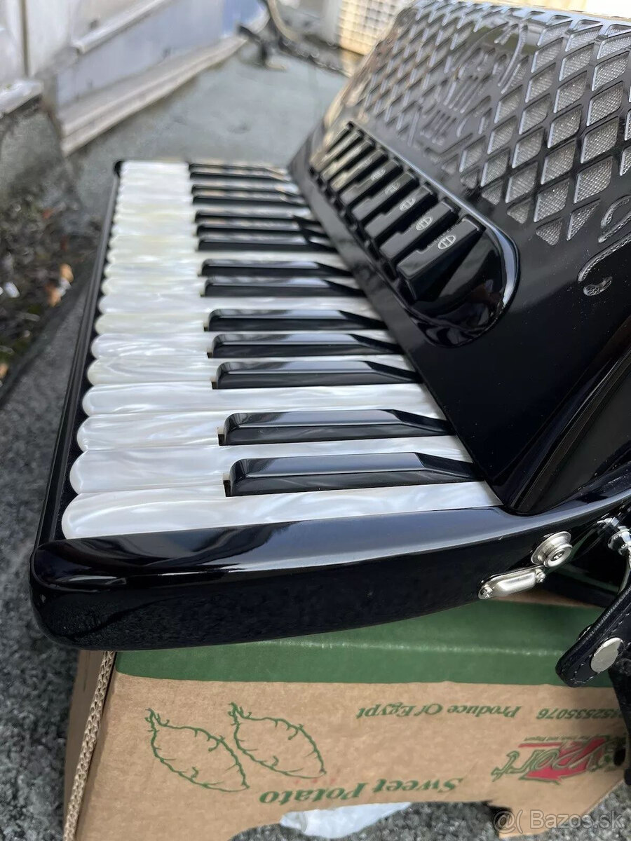 Akordeón Ballone Burini Compact 45 akordov 8 kg 9634113 Cagn - 12