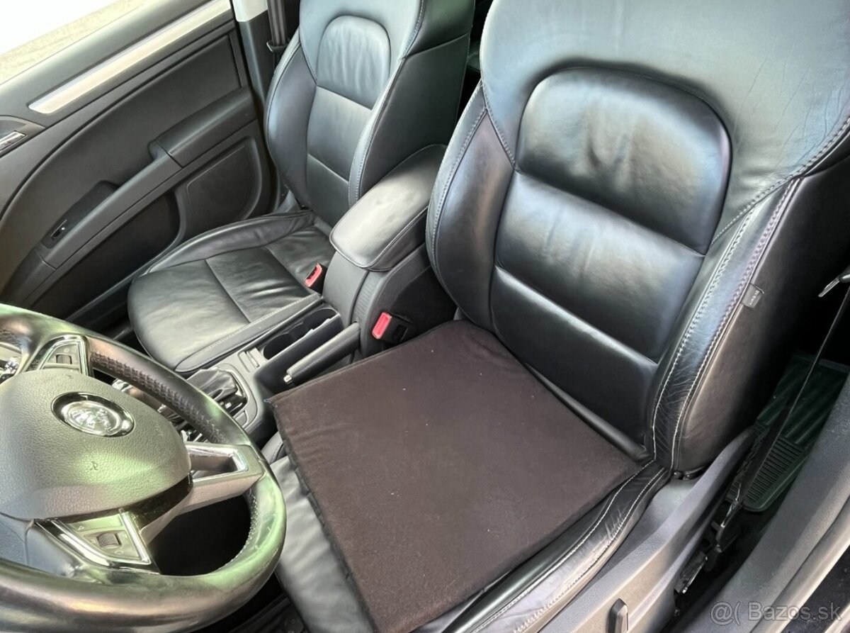 Škoda Superb 2.0 TDI DSG - 12