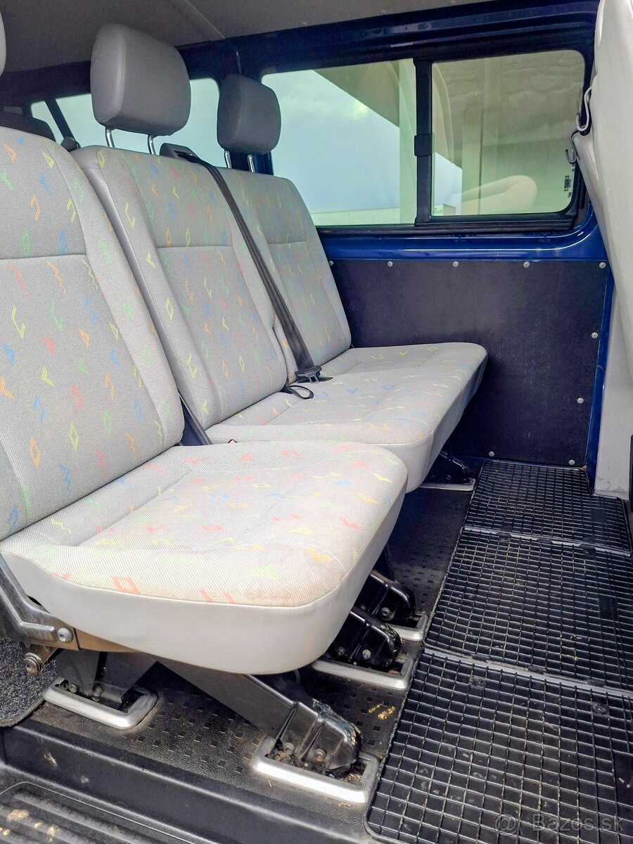 Wolksvagen transporter T5 1,9 TDI - 12
