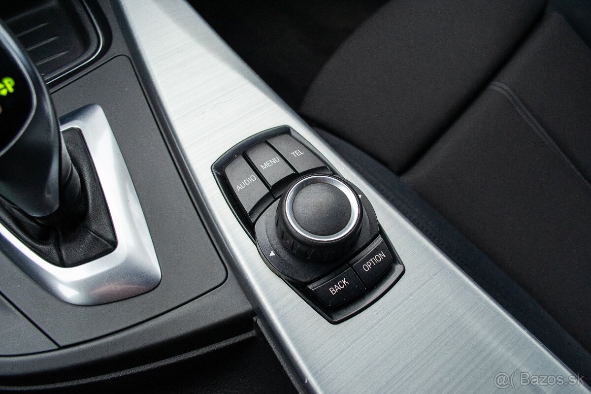 BMW Rad 3 320d A/T F30 - 12