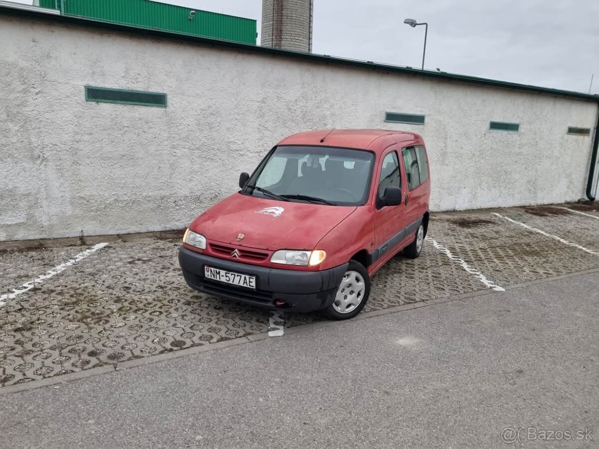 Predám Citroën berlingo - 12