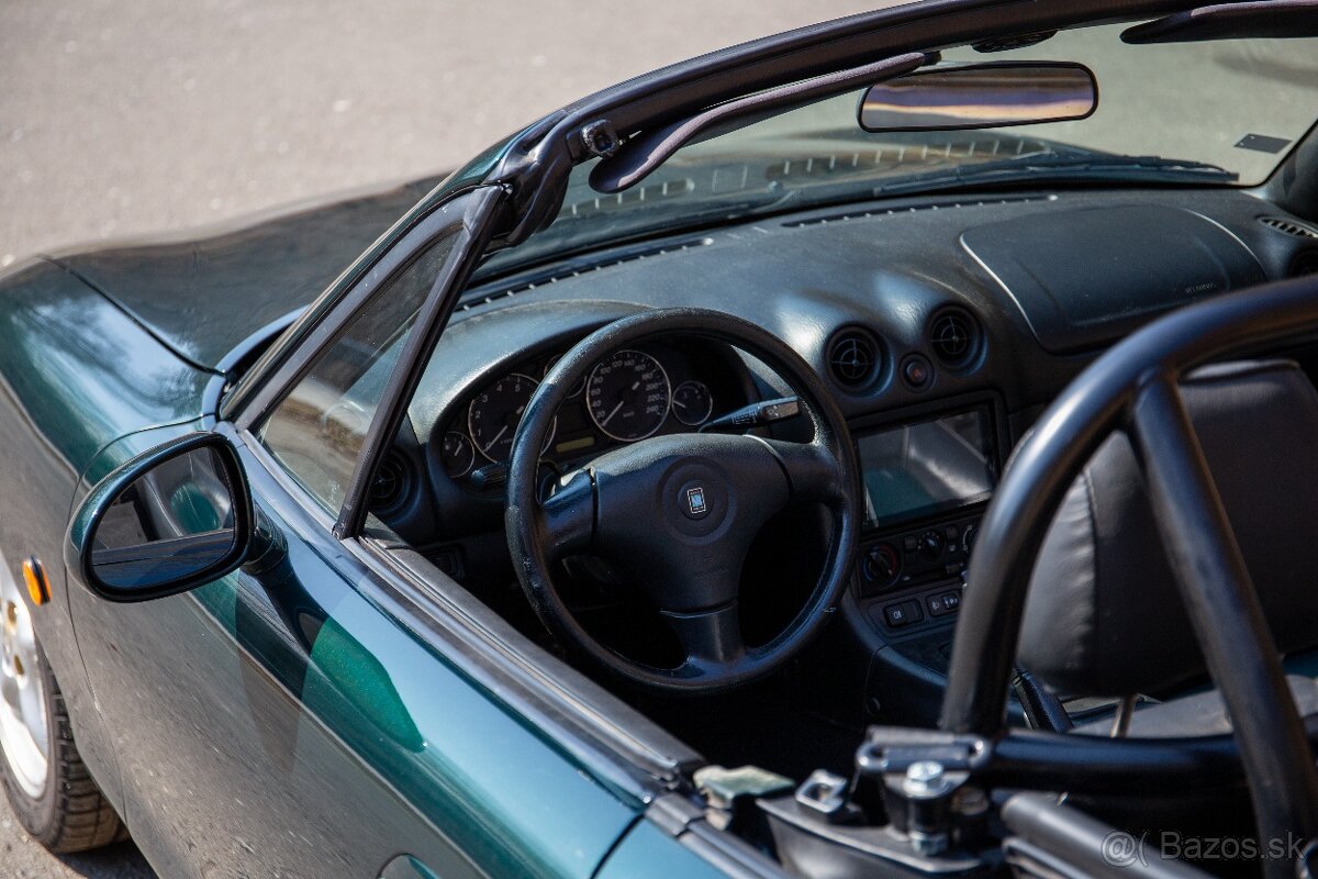 Mazda Mx-5 Miata 1.8 samosvor - 12