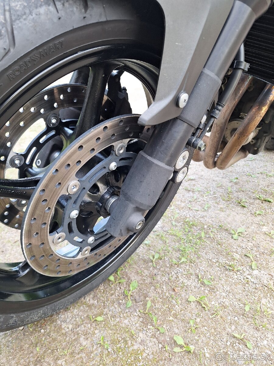 Yamaha fz6-N - 12