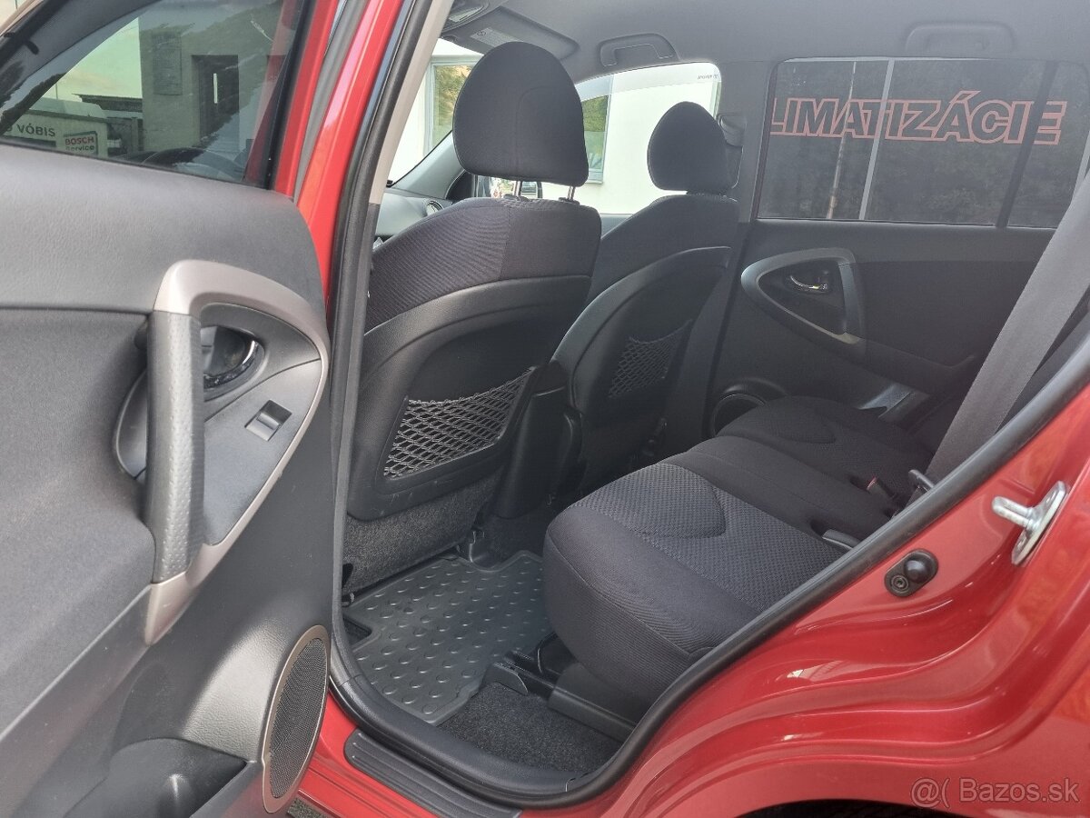 ===Toyota RAV4 2.0 VVT-i Lux A/T=== - 12