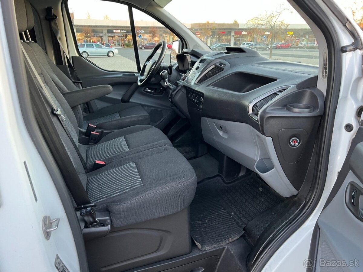 Ford Transit Custom 2.0 TDCi 96kw long 9míst lůžko - 12
