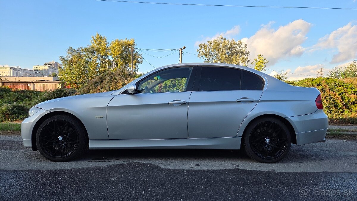 BMW e90 330d Automat - 12