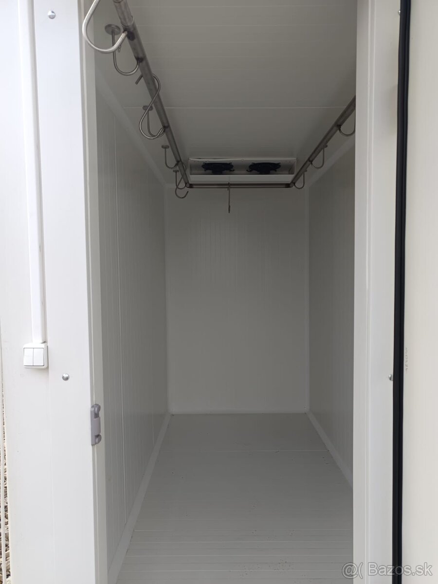 CHLADIACI KOMORA NA ZVER - 12